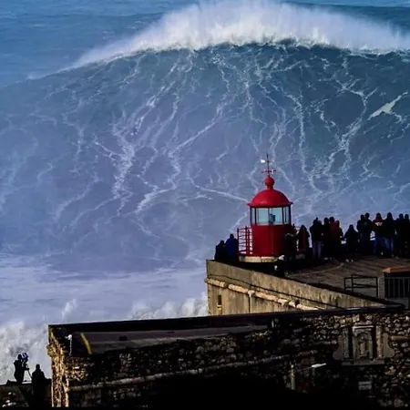 Vakantiehuis Wave Sun House Nazaré